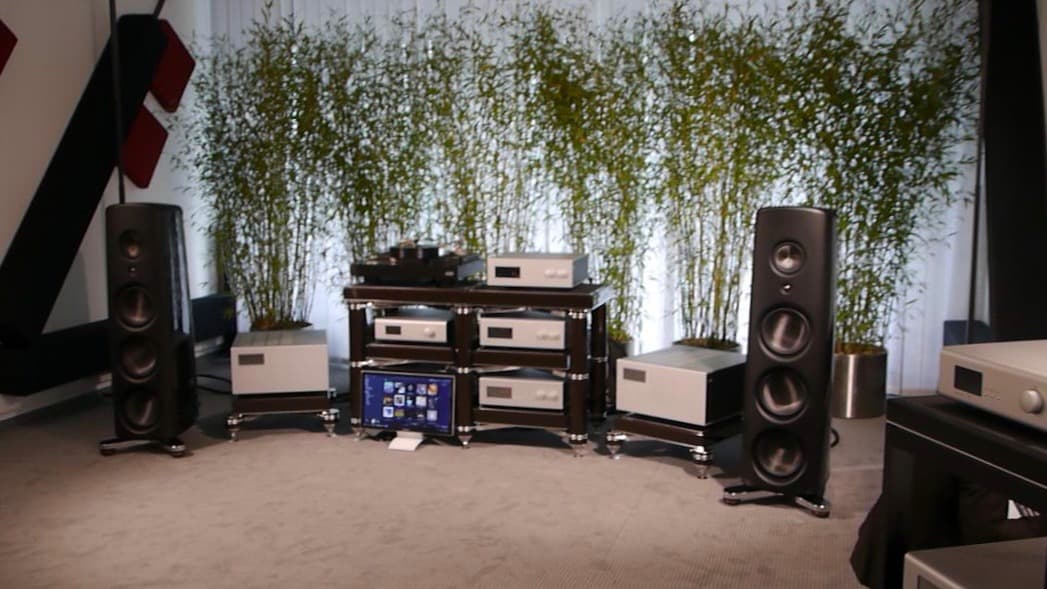 Magico Lautsprecher mit Soulution Amps