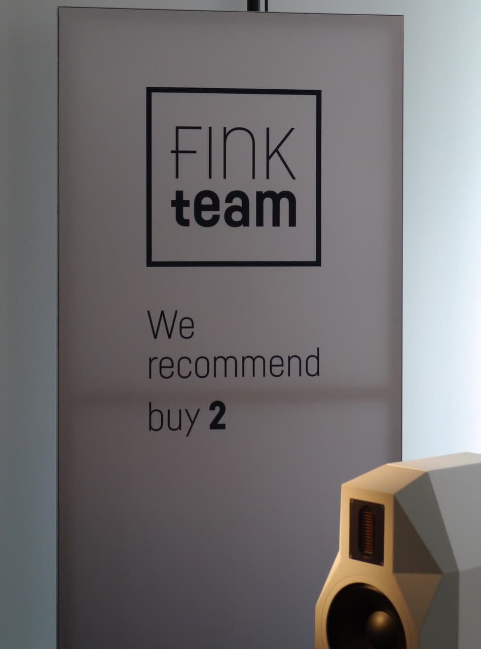 Fink empfiehlt den Kauf von 2 Boxen :-)